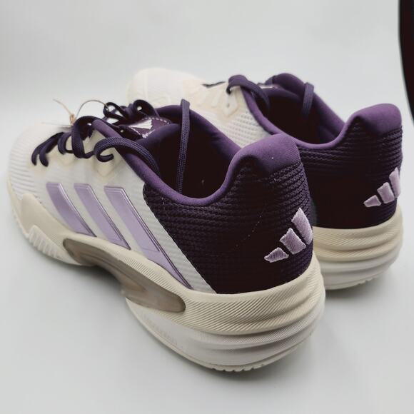 Athletic_Shoes